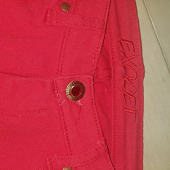 Red Capri Cropped Jeans - Picture 2 of 3